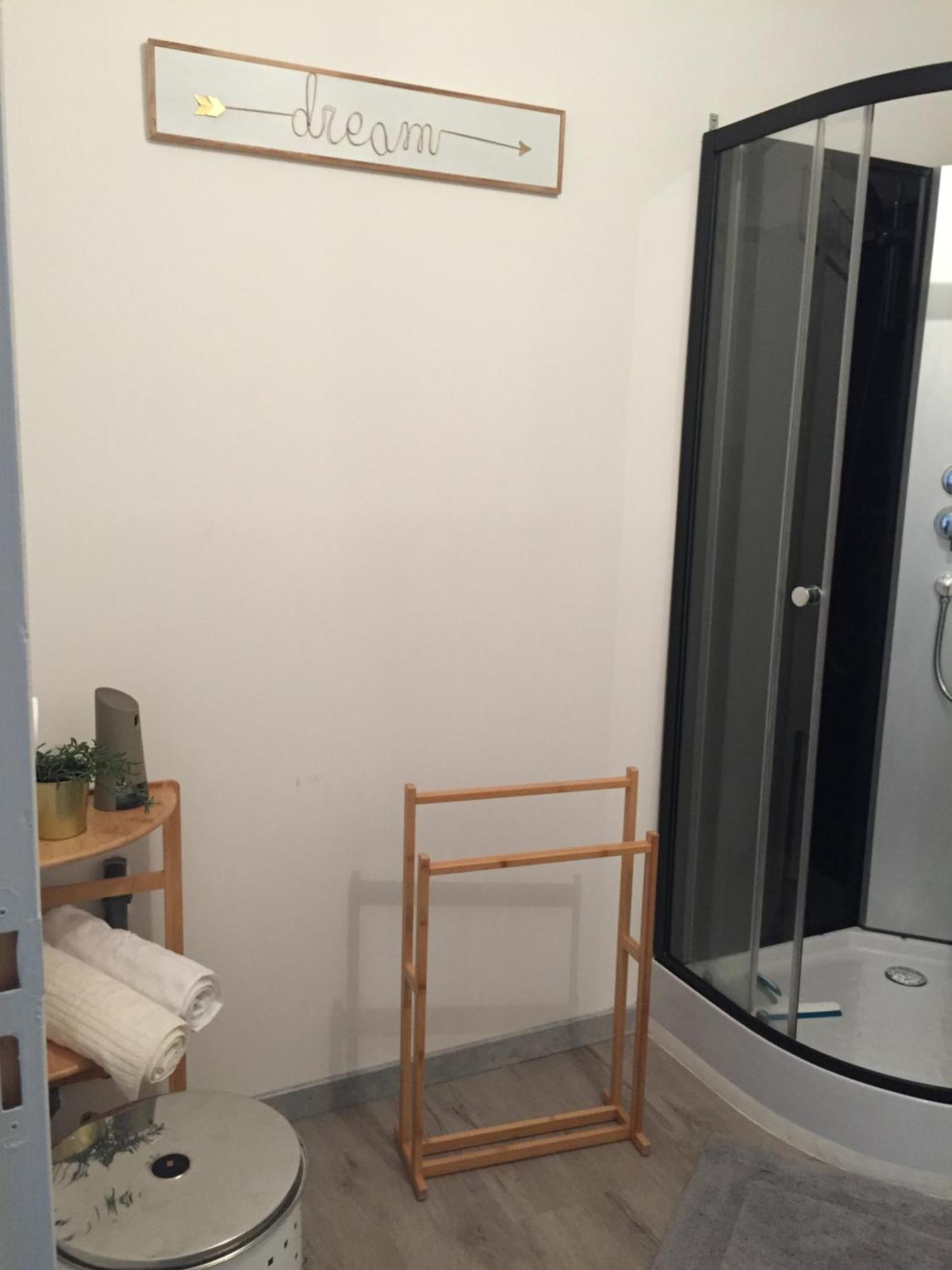 Une Etape A Raon Bagian luar foto
